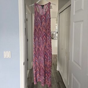 Sleeveless Racer Back Maxi Dress -Multi Color Chevron Pattern With Side Slit.